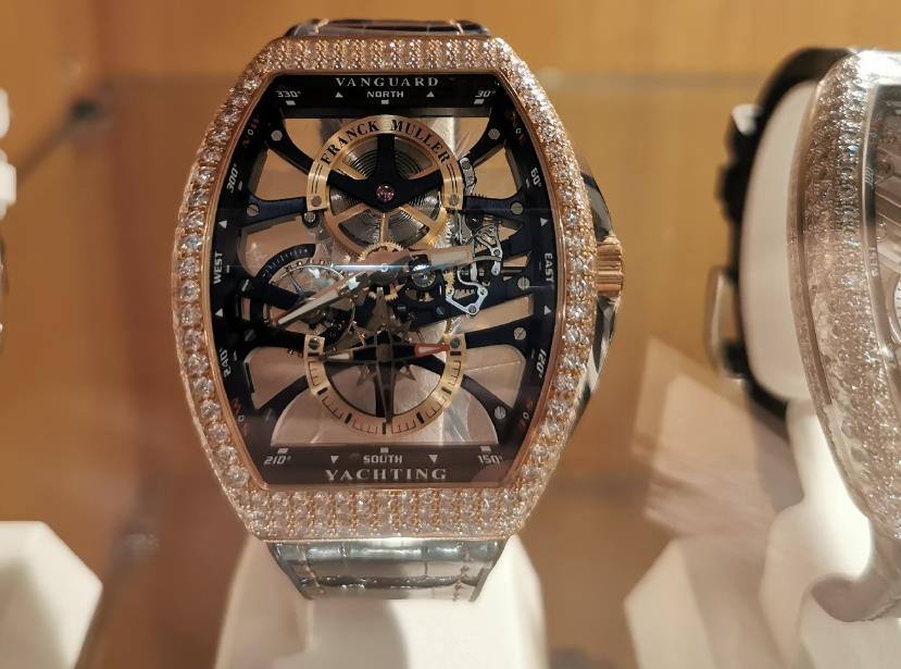 如果法穆兰手表表把脱落怎么办（表把脱落原因）