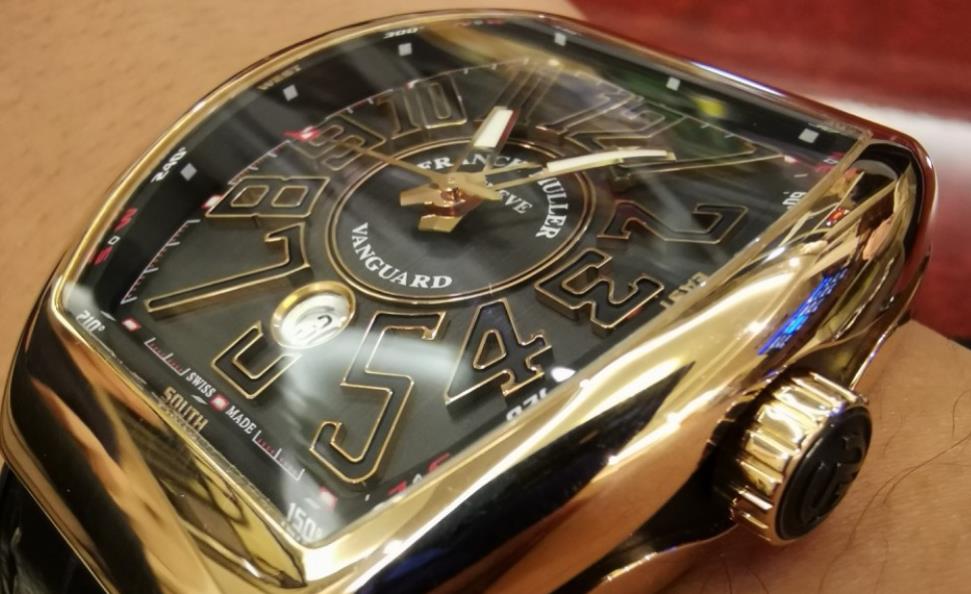 法穆兰表蒙破碎如何更换（法穆兰手表表蒙破碎怎么办）