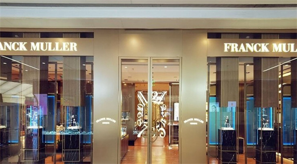 法穆兰手表表蒙子坏了处理技巧大全(紧急修复与预防措施)(图) 法穆兰手表表蒙子坏了处理技巧大全(紧急修复与预防措施)(图)