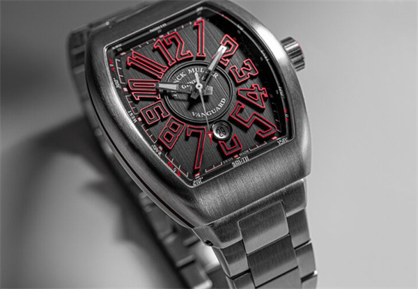 法穆兰手表外观有划痕处理方法(图) 法穆兰手表外观有划痕处理方法(图)