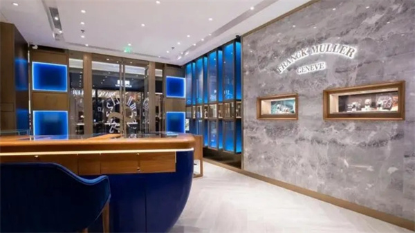 法穆兰手表机芯里面有划痕解决方法大全(图) 法穆兰手表机芯里面有划痕解决方法大全(图)